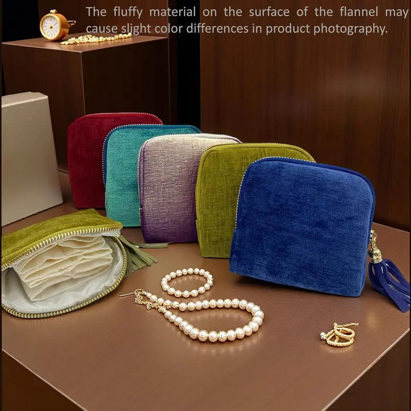 💎 Luxe Velvet Travel Jewelry Organizer – 5-Compartment Tangle-Free Storage Bag with Secure Tassel Zipper ✨