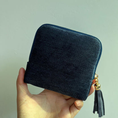 💎 Luxe Velvet Travel Jewelry Organizer – 5-Compartment Tangle-Free Storage Bag with Secure Tassel Zipper ✨